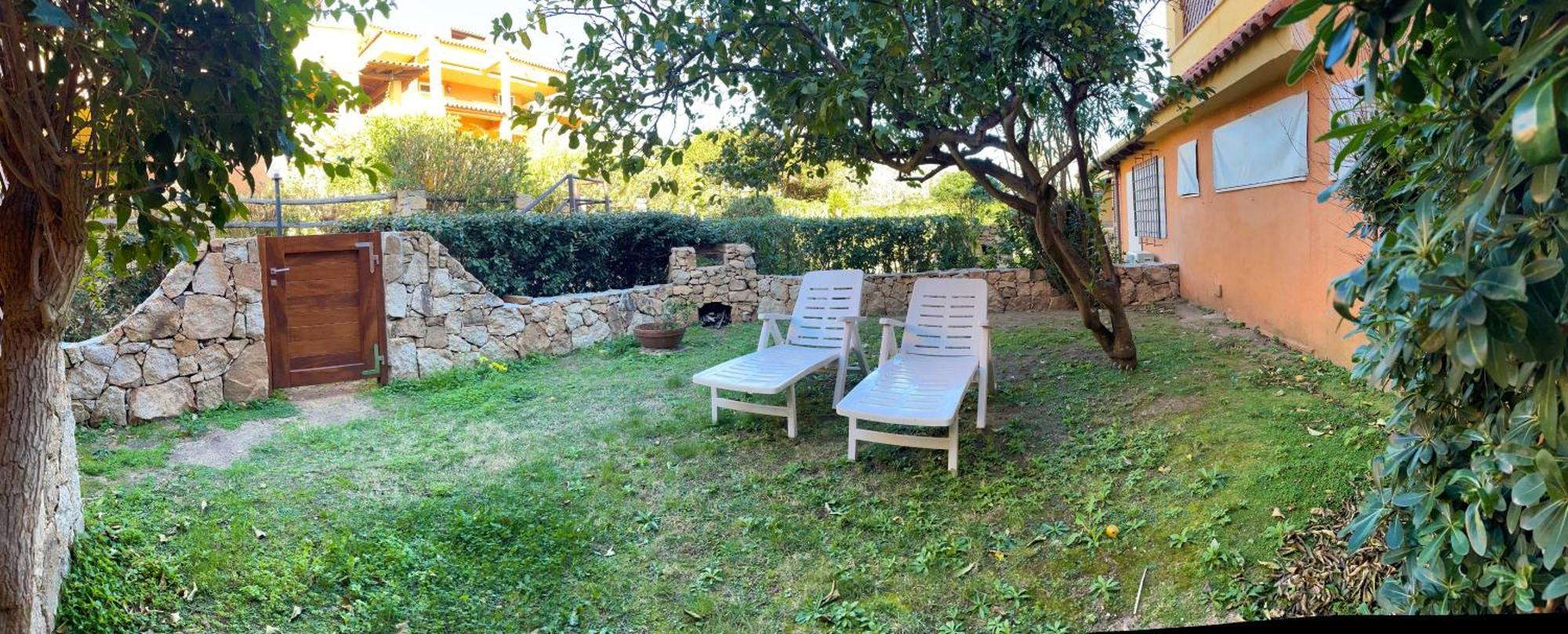 Vila Ampio Trilocale Sul Golfo Di Marinella Marinella  Exteriér fotografie